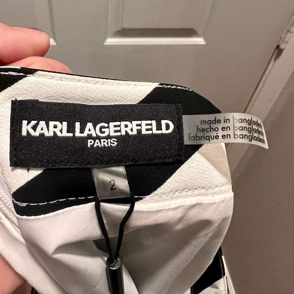 karl LAGERFELD black and white stripped skirt. Size 2. NWT - Picture 2 of 6